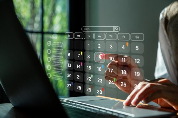 Grafika symbolizująca harmonogram konsultacji reformy MDR IVDR